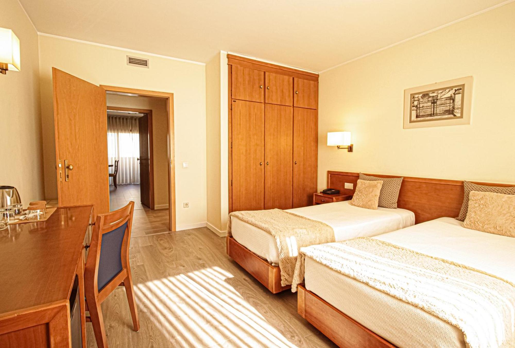 Hotel Dos Loios Santa Maria da Feira Εξωτερικό φωτογραφία