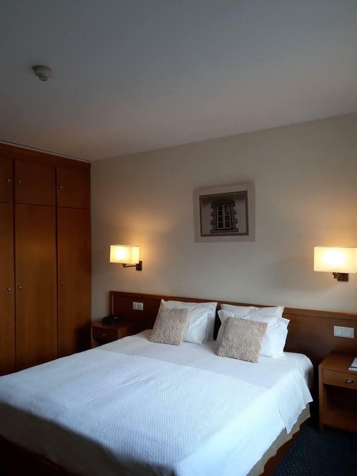 Hotel Dos Loios Santa Maria da Feira Εξωτερικό φωτογραφία